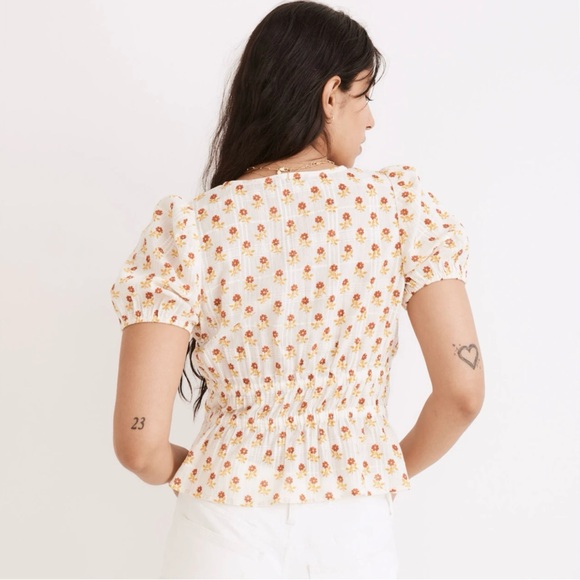 Sophia Short-Sleeve Top in Wild Calendula Block-Print - Picture 2 of 6